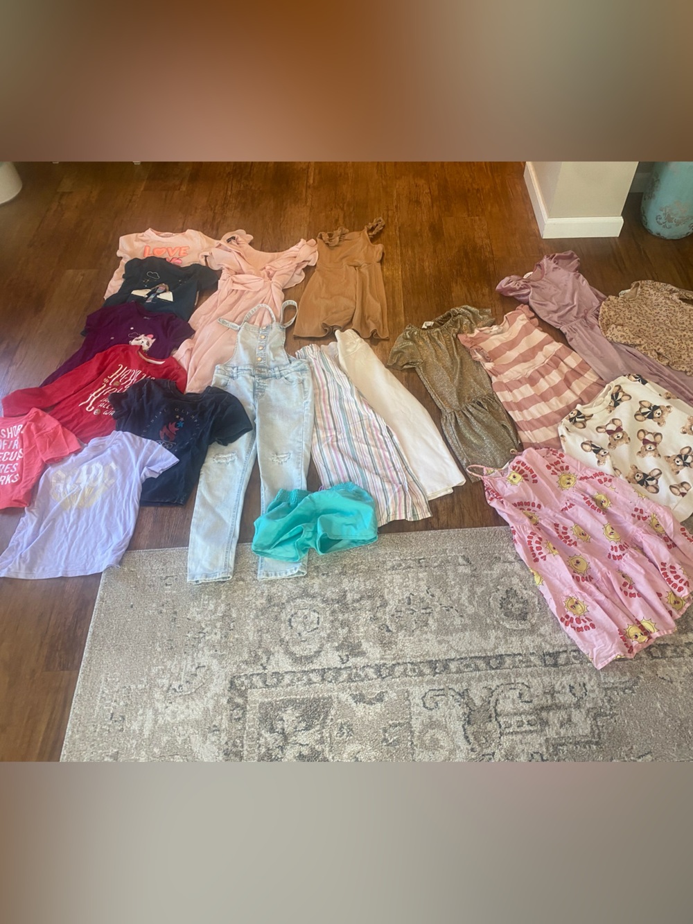 Lot of girl’s clothing size small 6 6x 7  Set Of 19 Pieces